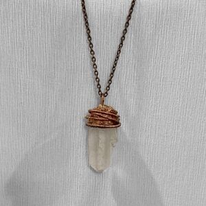 Clear stone pendant Chain Necklace